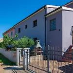 Apartment Pula 21 Апартаменты *