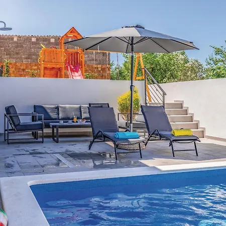 Apartment Pula 21 * Pula